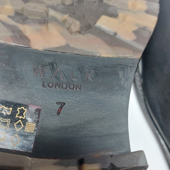 Walk London Sean Chunky Chelsea Boots In Black Leather. - Picture 10 of 16